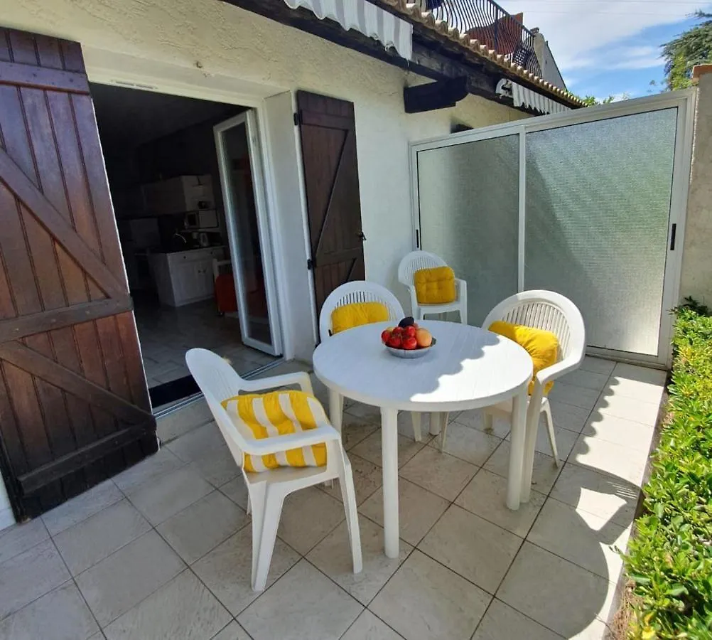 Appartements Dans Villa En Rez De Jardin Hyères Appartamento