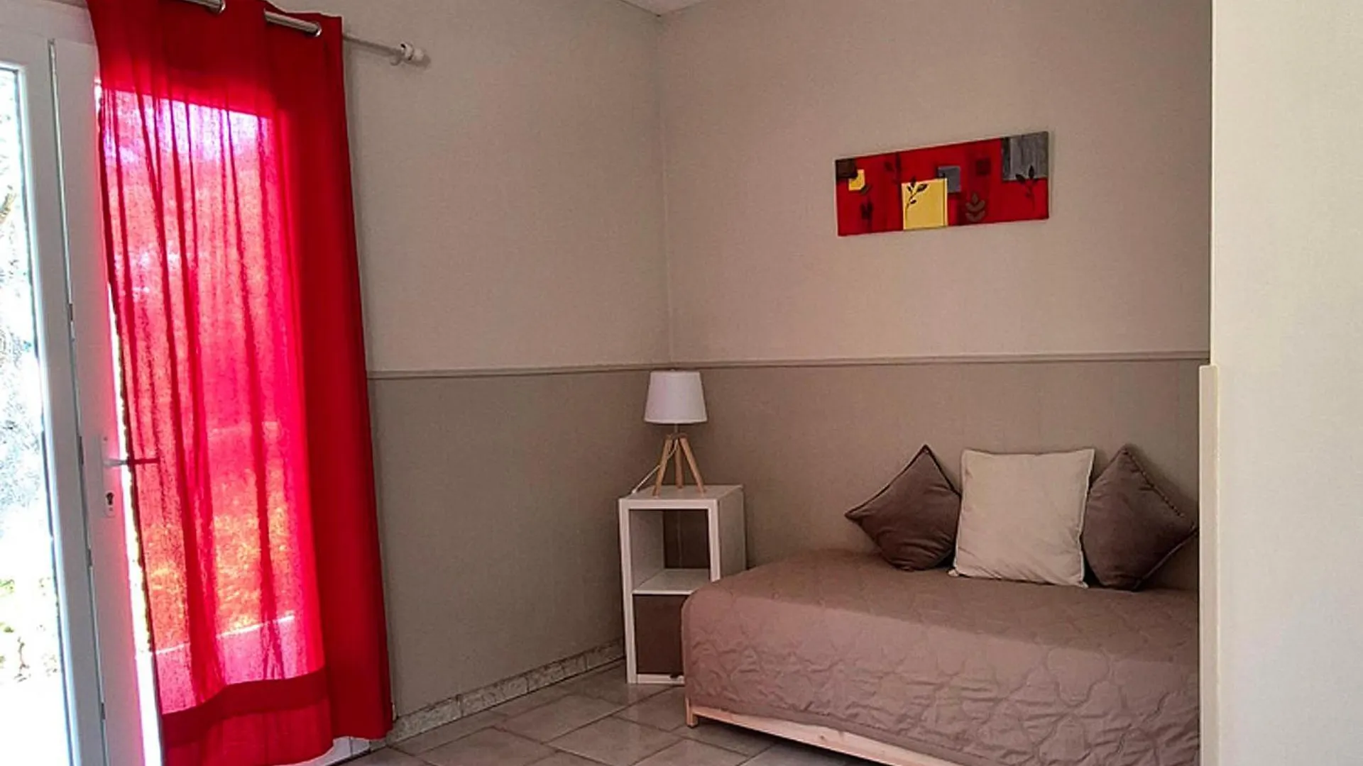 Appartements Dans Villa En Rez De Jardin Hyères Appartamento